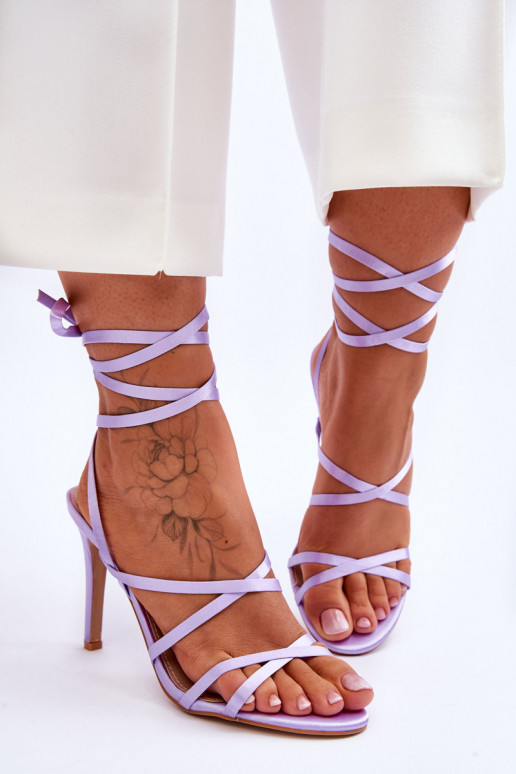   su dirželiais sandalai su plonais kulniukais violetinės spalvos Meya