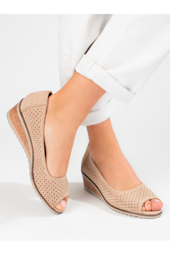 su aužūro elementais iš zomšos  aukštakulniai  Potocki smėlio spalvos