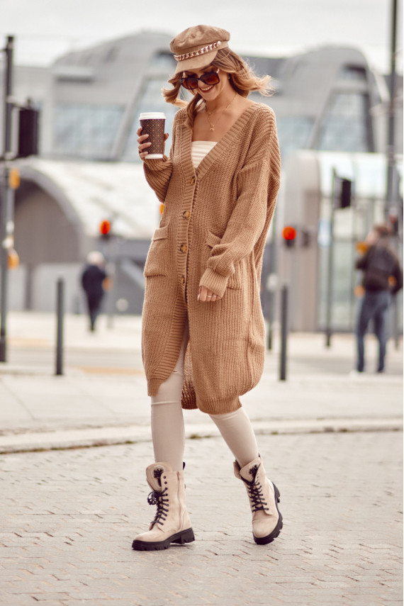 Šiltas ilgas mezgtinis kapučino spalvos 321970