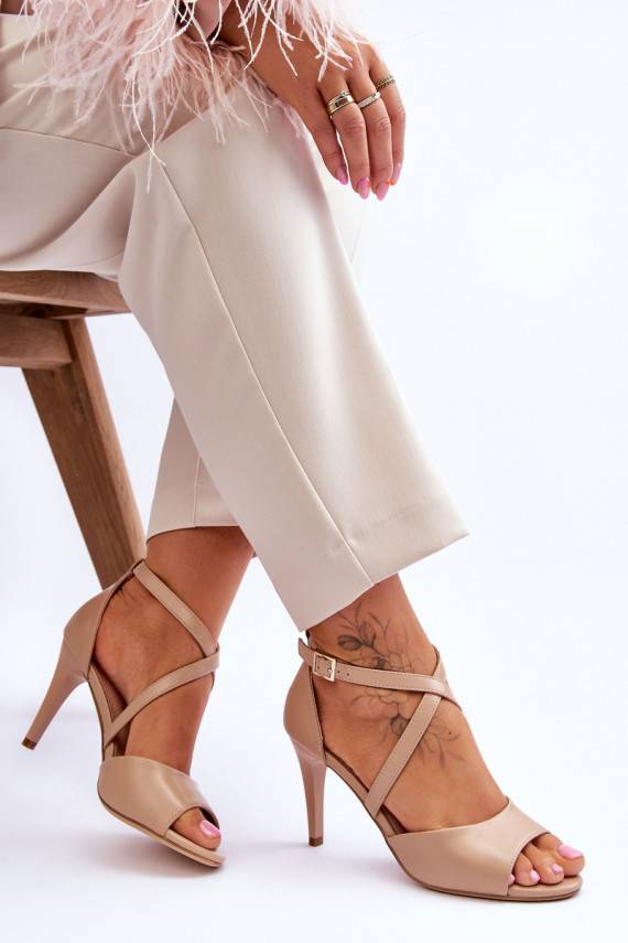 madingos basutės su plonais kulniukais smėlio spalvos Loressa