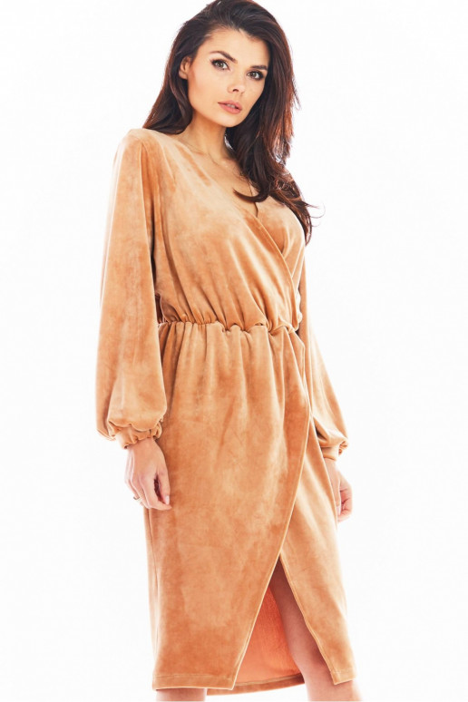 Vakarinė veliūrinė suknelė awama