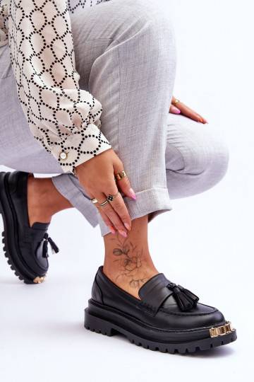 Klasikinio modelio batai Mokasinai su kutais juodos spalvos Lonisa 2