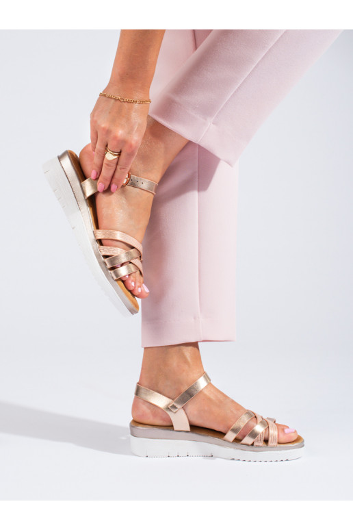 Patogios moteriškos basutės su nedidele platforma  Shelovet