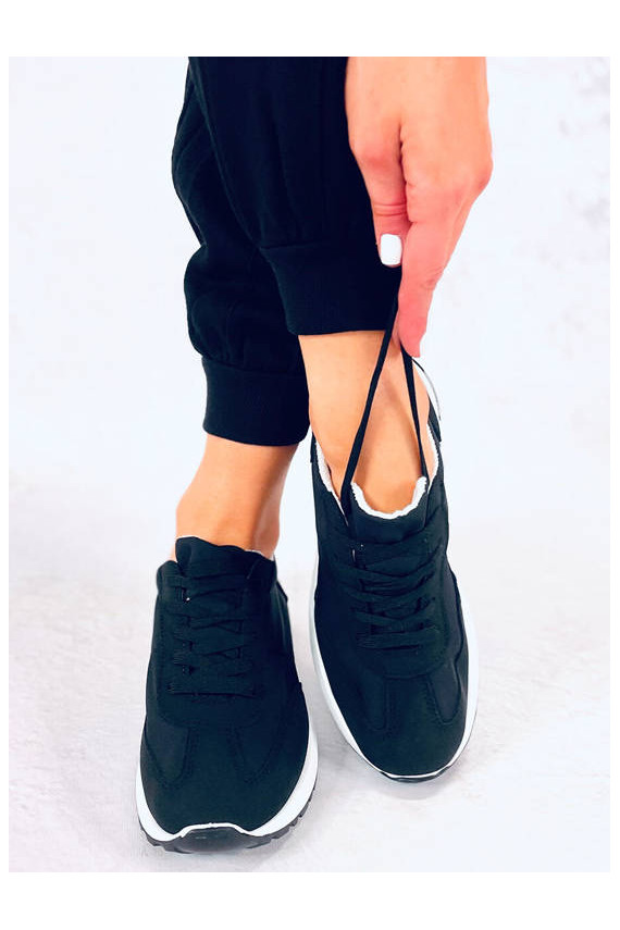 Sportiniai batai juodos spalvos Shelovet
