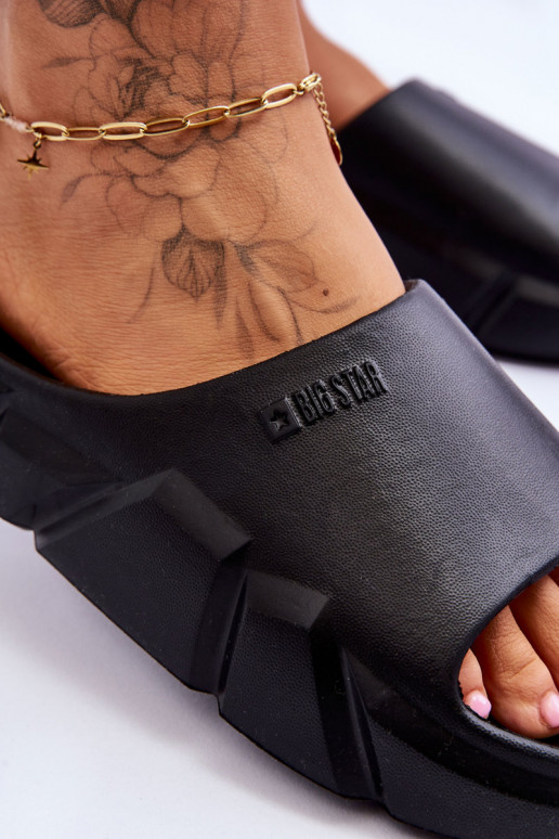 Lengvos šlepetės Šlepetės Big Star LL274594 juodos spalvos    Lengvos šlepetės Šlepetės Big Star LL274594 juodos spalvos