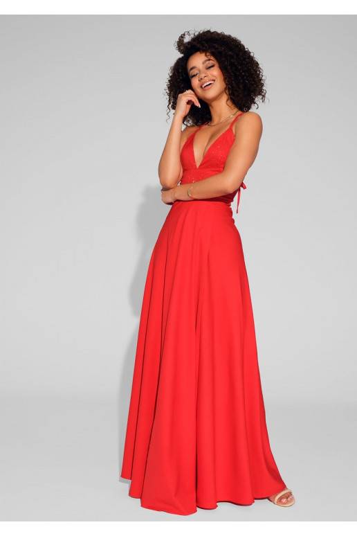 Selena - ilga spindinti raudonos...