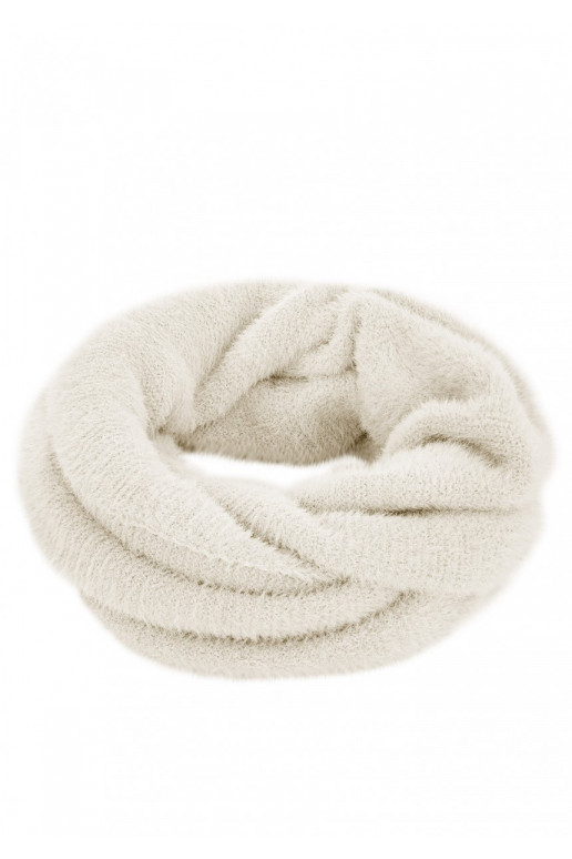 Fluffy -  baltos spalvos šalikas infinity