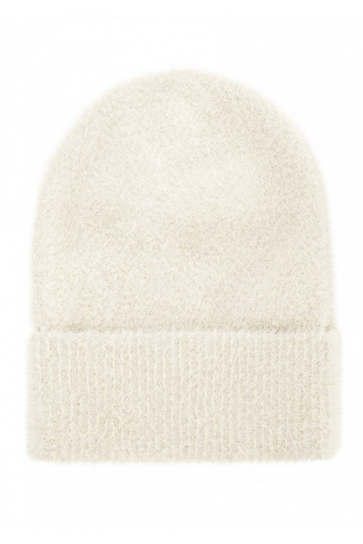 Fluffy - baltos spalvos beanie kepurė