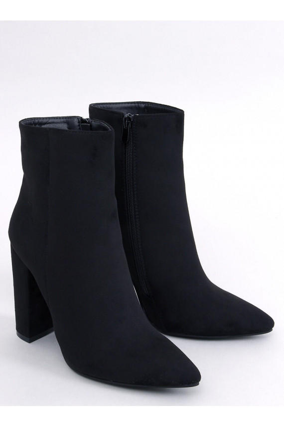 Batai su kulnu RIVERS BLACK