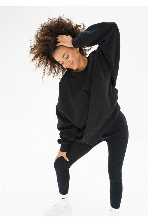 Vibe - Oversize džemperis juodos spalvos