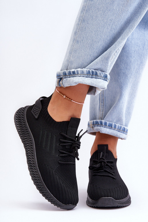   Įsispiriamo modelio  sportiniai bateliai juodos spalvos Zauna