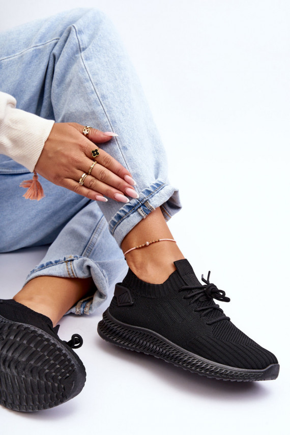   Įsispiriamo modelio  sportiniai bateliai juodos spalvos Zauna