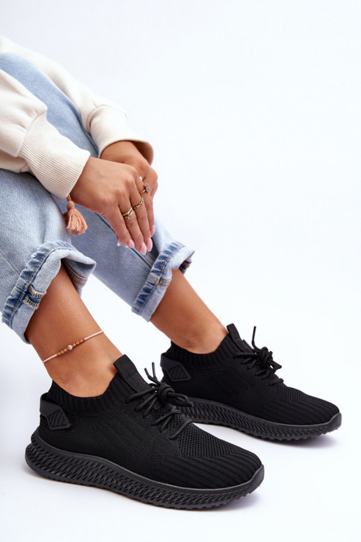   Įsispiriamo modelio  sportiniai bateliai juodos spalvos Zauna