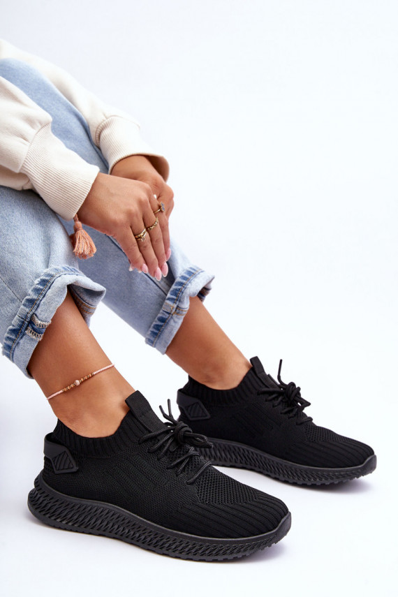   Įsispiriamo modelio  sportiniai bateliai juodos spalvos Zauna