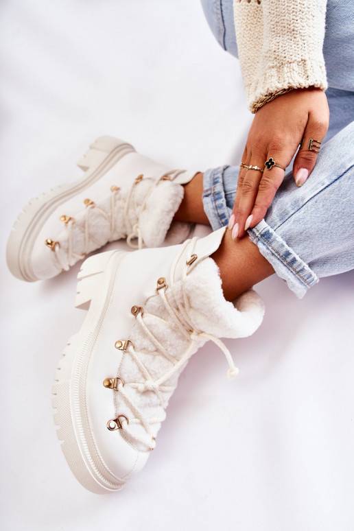   pašiltinti Aulinukai batai baltos spalvos Arisa