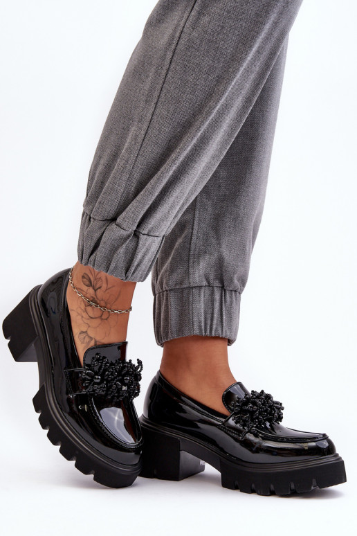 Moteriški lakuoti batai su ornamentais juodos spalvos Renesma