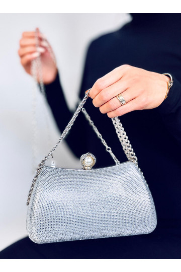 Rankinė  su dekoratyvine grandinėle LESLIEE SREBRNA 2