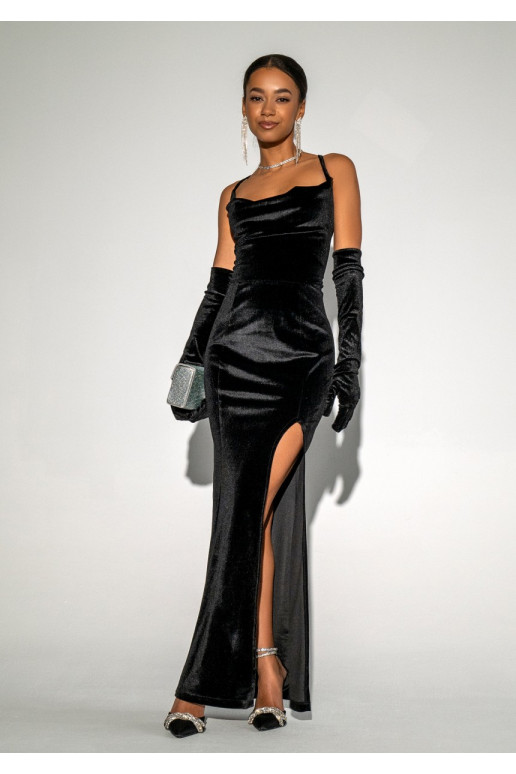 Seona - velvetinė MAXI suknelė su petnešėlemis juodos spalvos