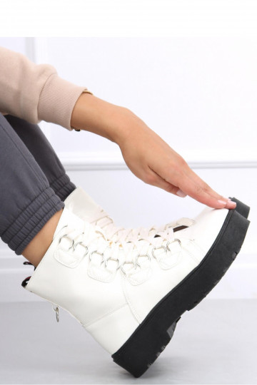 Aulinukai baltos spalvos... 2