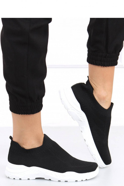 Juodi Sportinio stiliaus batai...