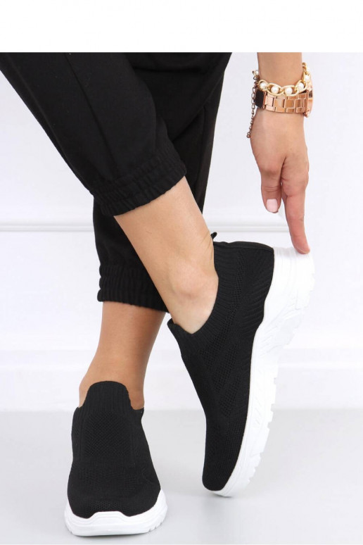 Juodi Sportinio stiliaus batai...