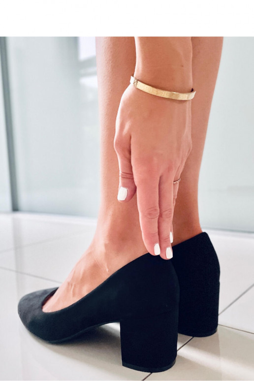 Aukštakulniai bateliai plačiu kulnu...