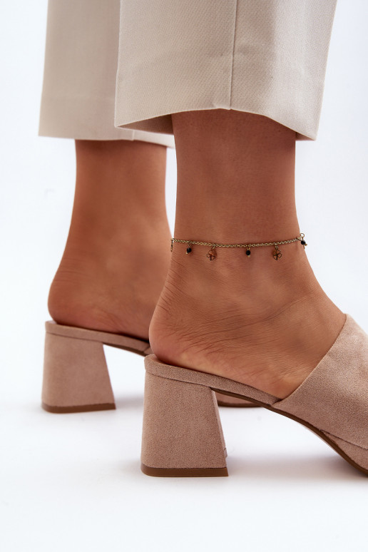   Šlepetės su kulniukais smėlio spalvos Bralya