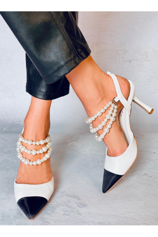 Bateliai  su perlų papuošimais HARMONY WHITE Bateliai  su perlų papuošimais HARMONY WHITE