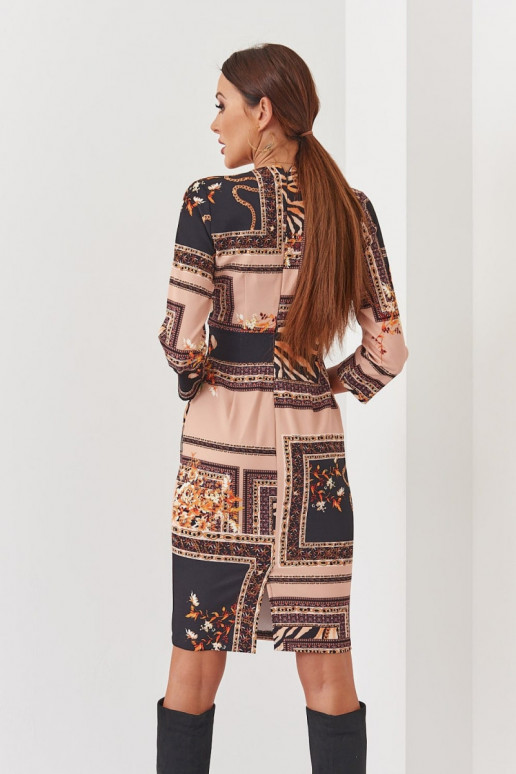 Susiaučiamo modelio suknelė midi su... Susiaučiamo modelio suknelė midi su...