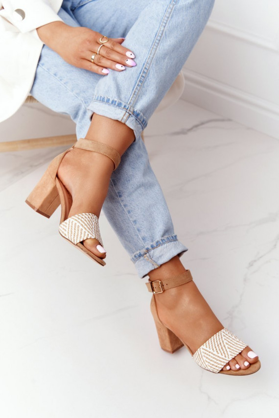 basutės  su kulniukais šviesiai rudos spalvos Honeymoon