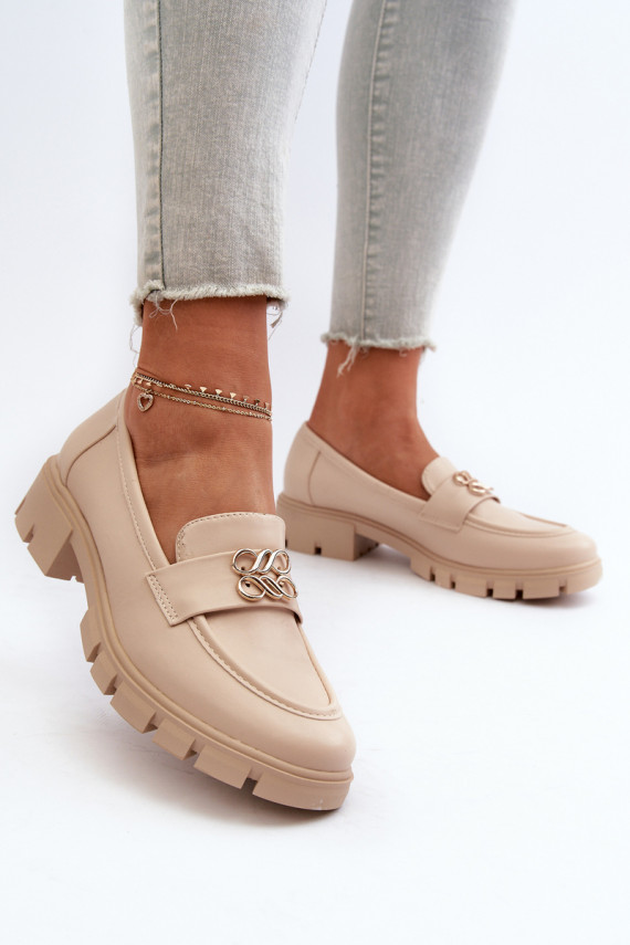 Elegantiško stiliaus moteriški mokasinai su aukso spalvos detalėmis smėlio spalvos Tosisa
