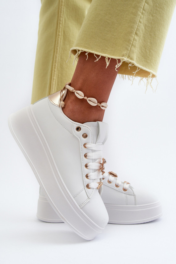 Sneakers modelio batai   su platforma Z Przypinkami iš eko odos baltos spalvos Cavisa