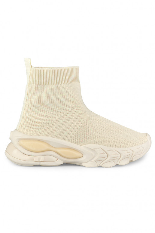 Moteriški smėlio spalvos batai Moteriški smėlio spalvos batai