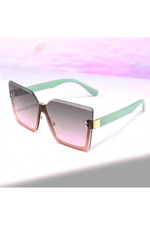 Elegantiški akiniai nuo saulės...