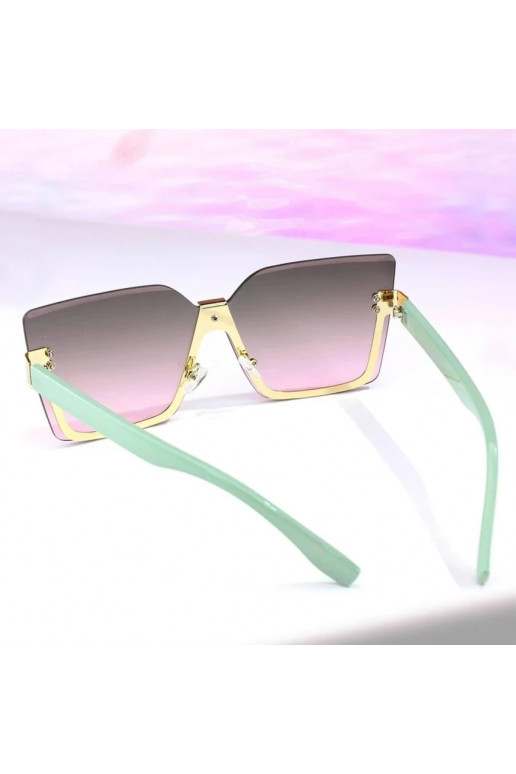 Elegantiški akiniai nuo saulės...