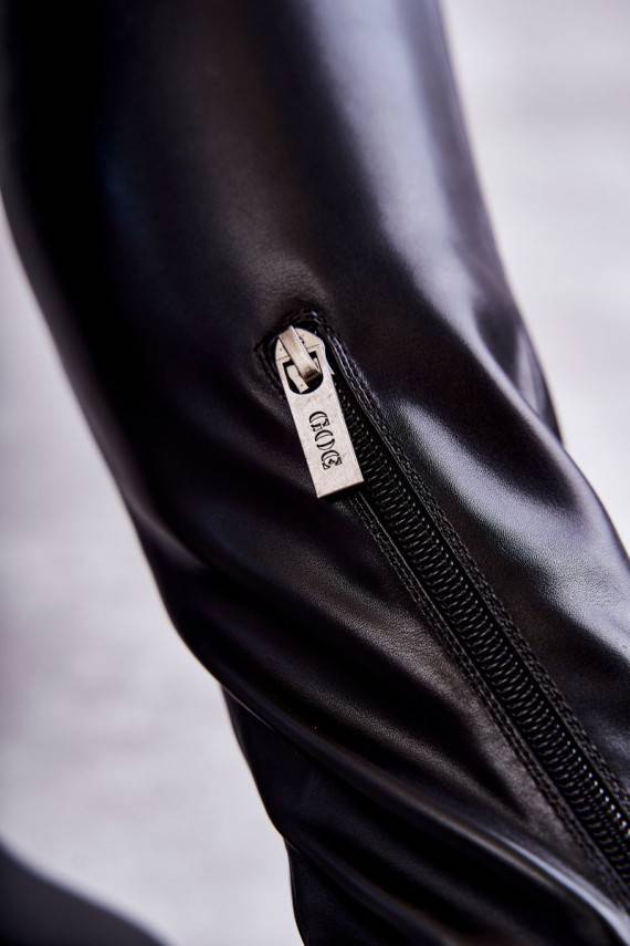   ilgaauliai batai virš kelių GOE KK2N4024 juodos spalvos