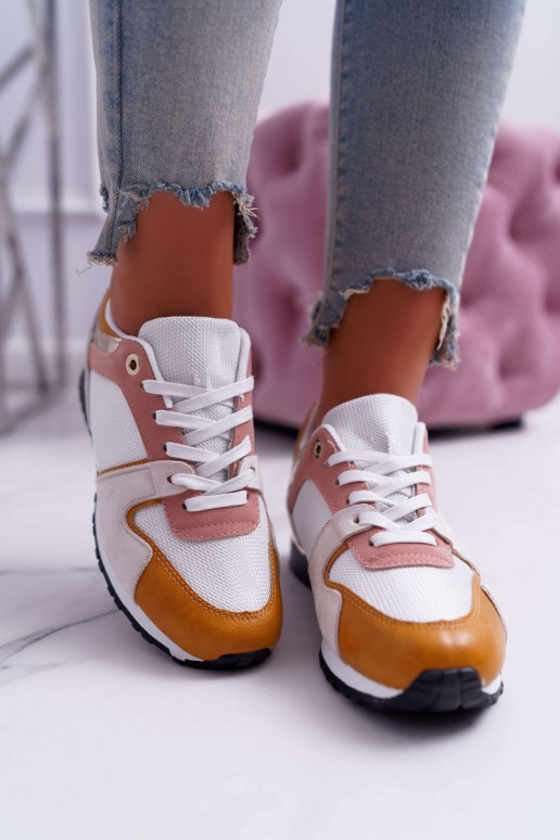 Laisvalaikio batai įvairių spalvų