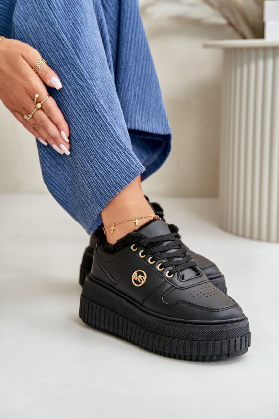 Sneakers modelio batai sportiniai bateliai Moteriškos pašiltinti su madingais masyviais padais juodos spalvos Verissha