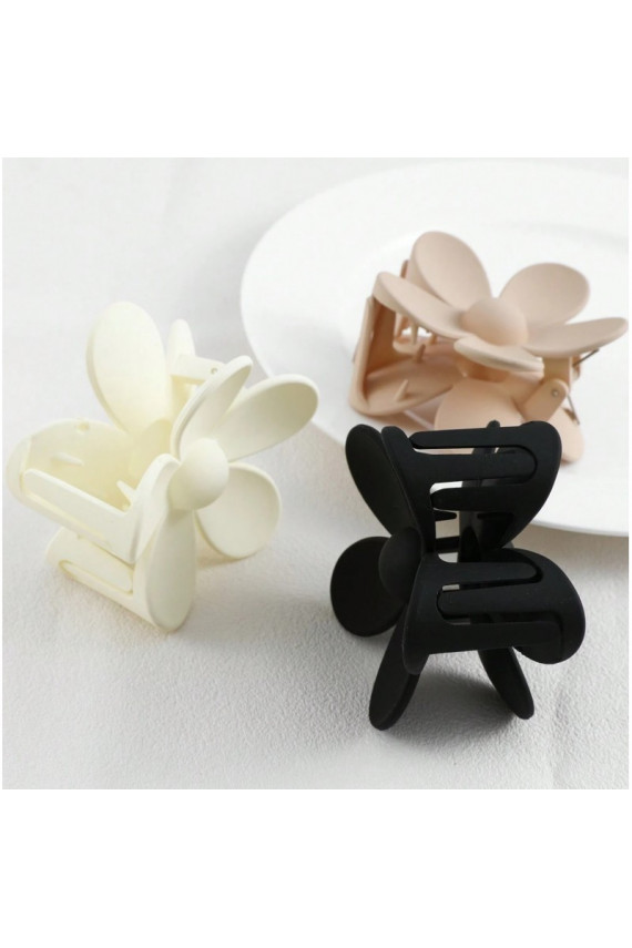 Juodas laukų segtukas Barrette Flower