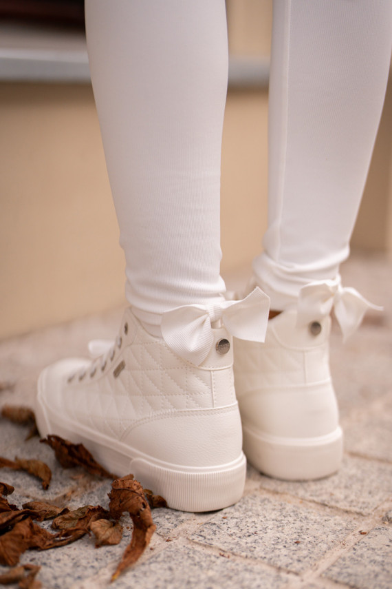 pašiltinti Laisvalaikio bateliai Z Przeszyciami Big Star OO274A479 baltos spalvos