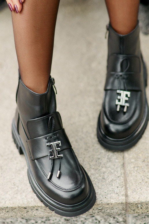 Odiniai aulinukai su ornamentais pašiltinti juodos spalvos