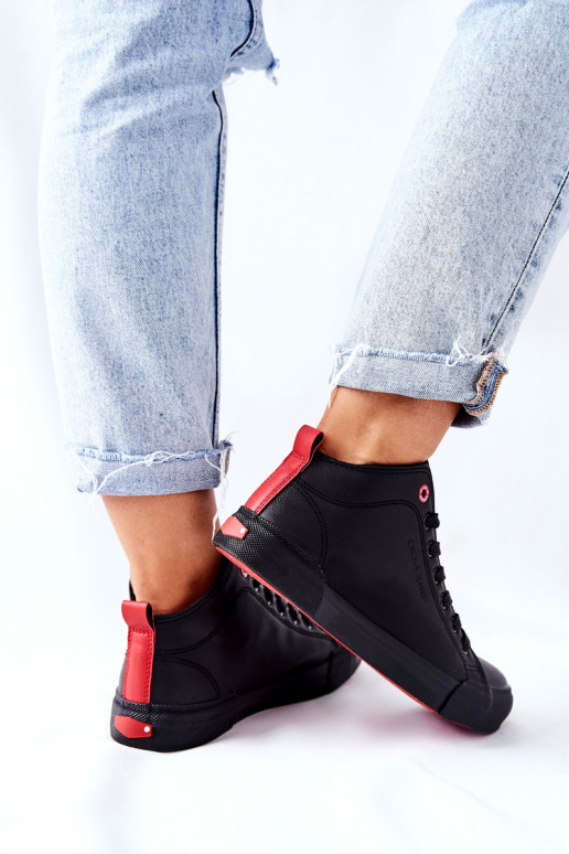 Moteriškos laisvalaikio batai su auliuku Cross Jeans II2R4032C juodos spalvos