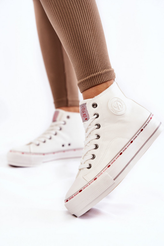 Moteriškos Aukštas pašiltinti laisvalaikio batai Cross Jeans KK2R4044C baltos spalvos