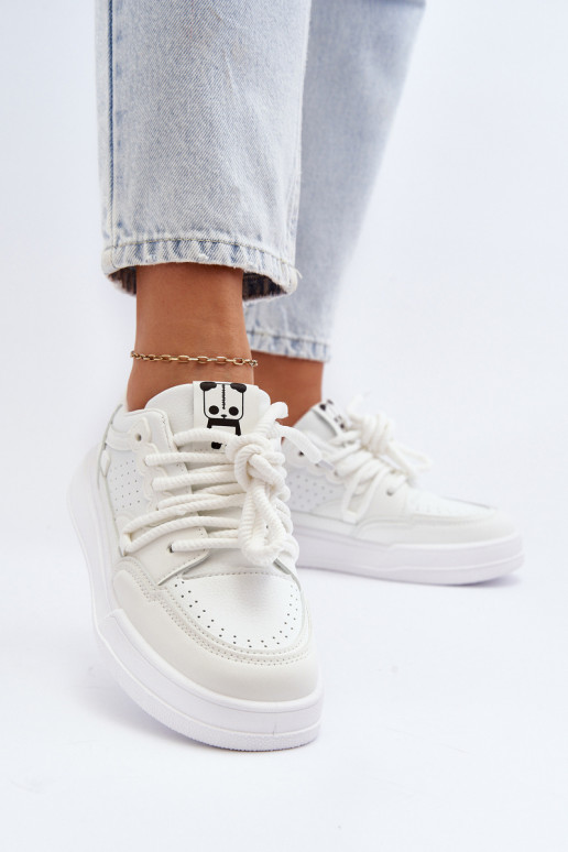 Moteriškos Sneakers modelio batai Eko Oda baltos spalvos Avanalis