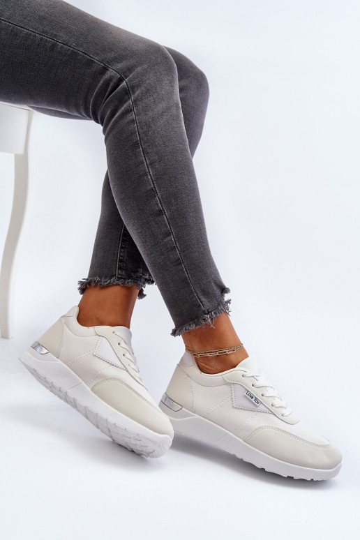 sportiniai bateliai Sneakers modelio batai Moteriškos baltos spalvos Vovella