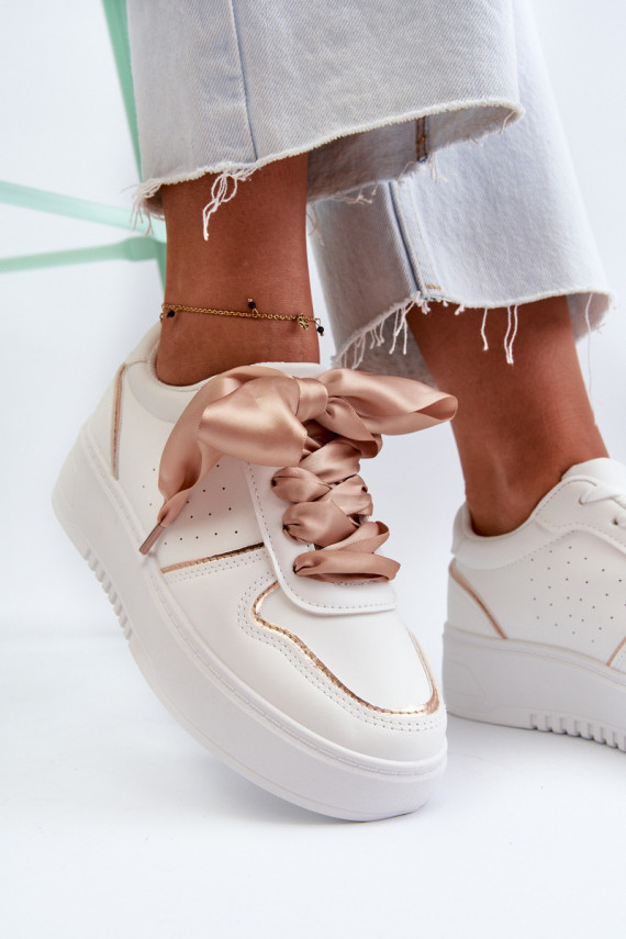 Moteriškos Sneakers modelio batai su platforma baltos spalvos Tessama