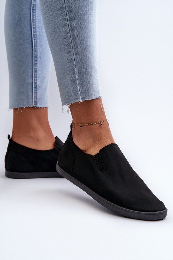 Moteriškos Sportbačiai laisvalaikio batai Slip-On juodos spalvos Lovinia
