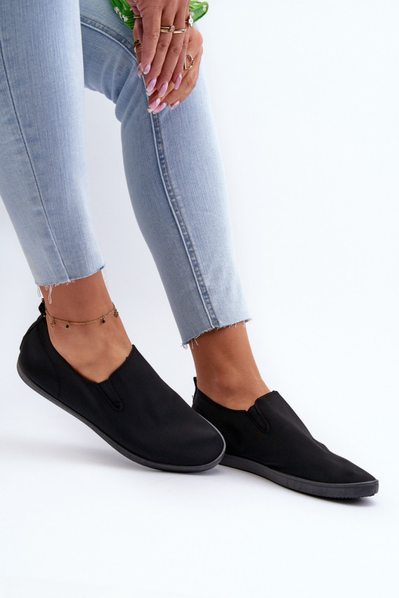 Moteriškos Sportbačiai laisvalaikio batai Slip-On juodos spalvos Lovinia