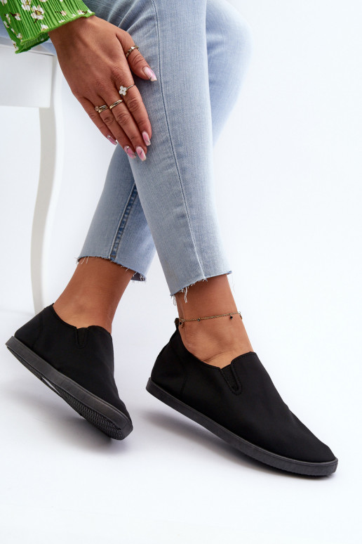 Moteriškos Sportbačiai laisvalaikio batai Slip-On juodos spalvos Lovinia