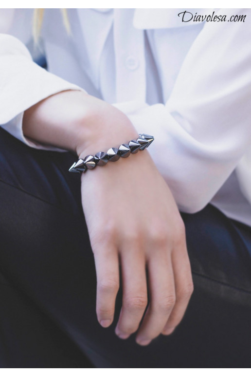 Apyrankė "Spygliai", juoda